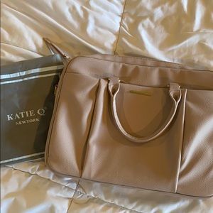 Katie Q Laptop Handbag w/Dust Cover